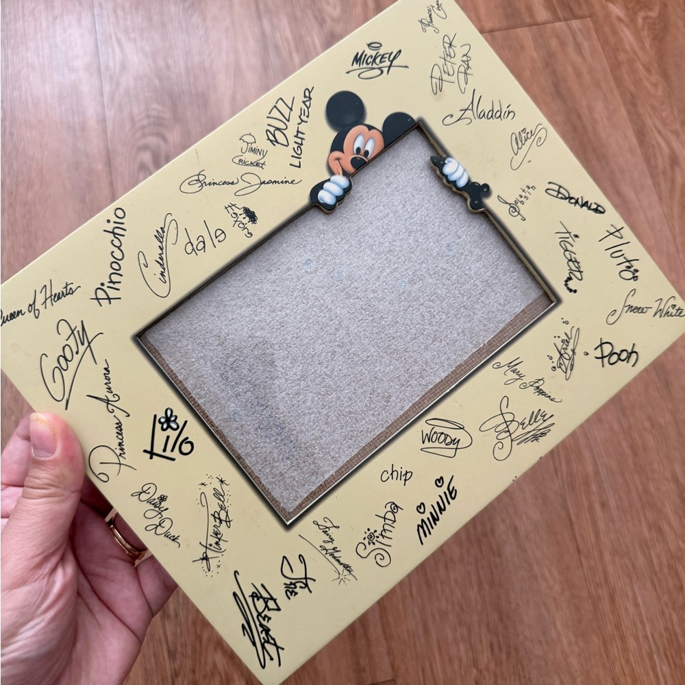 Disney Cream Character Signature Photo Frame - Picture 4 of 7